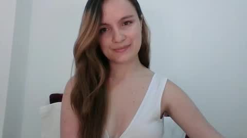 valeriafrannco online show from January 22, 2025, 4:55 am