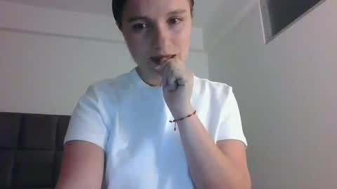 valeriafrannco online show from October 11, 2025, 5:28 am