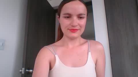 valeriafrannco online show from February 11, 2026, 9:31 pm