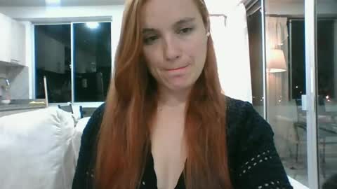 Snapshot of valeriafrannco chatting on June 17, 2026, 4:04 am valeriafrannco online show from June 17, 2026, 4:04 am