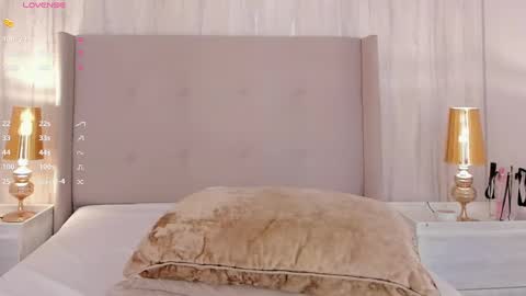 Valeria online show from March 5, 2025, 4:02 pm