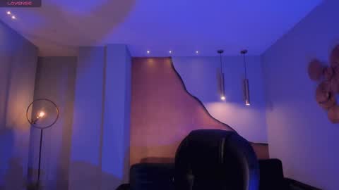 Valeria online show from March 11, 2025, 9:56 am