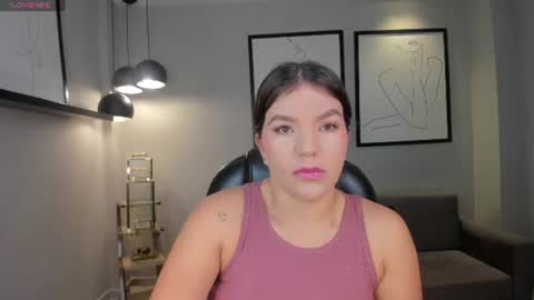 Snapshot of valeriaroldanx chatting on June 19, 2026, 11:36 am Valeria online show from June 19, 2026, 11:36 am