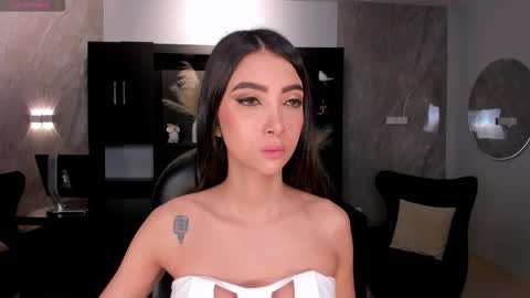 Vale  online show from November 5, 2025, 12:05 pm