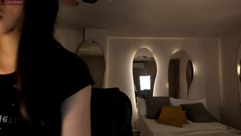 Vale  online show from February 8, 2026, 12:08 pm