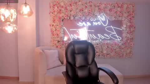 Snapshot of valeriavelvet chatting on March 24, 2026, 11:59 am Vale online show from March 24, 2026, 11:59 am