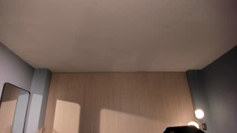 Snapshot of valeriavelvet chatting on June 26, 2026, 12:09 pm Vale online show from June 26, 2026, 12:09 pm
