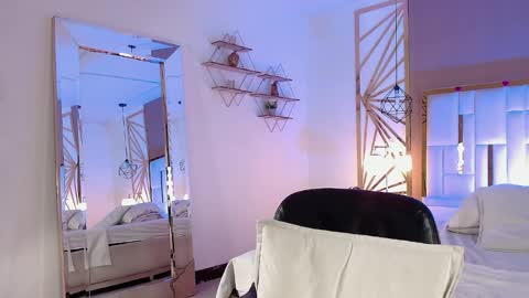 Valerie  online show from April 3, 2026, 8:23 am