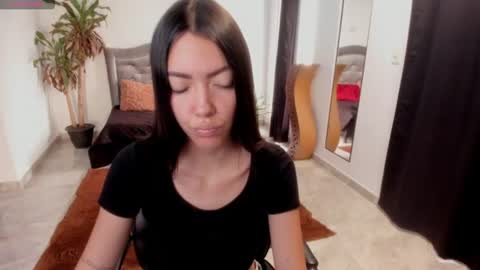 Snapshot of valerie_fox19 chatting on July 4, 2026, 4:02 pm Valerie fox online show from July 4, 2026, 4:02 pm