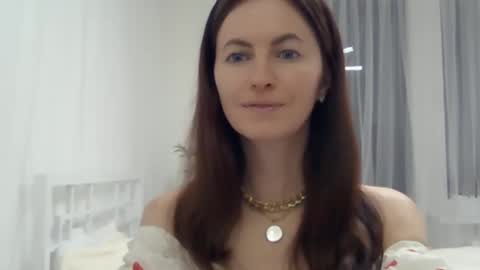 valerie_rose777 online show from December 8, 2024, 4:28 pm