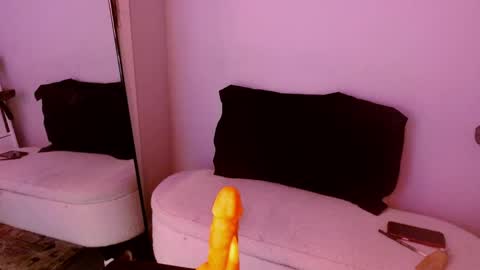 Valerie Virago online show from March 31, 2026, 7:53 am