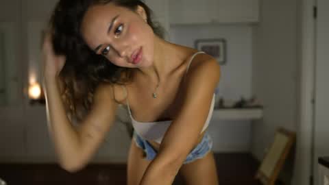 Snapshot of valerieh chatting on November 14, 2025, 12:42 am Valerie online show from November 14, 2025, 12:42 am