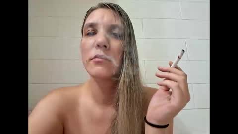 ValerieRayne online show from April 4, 2026, 5:49 am