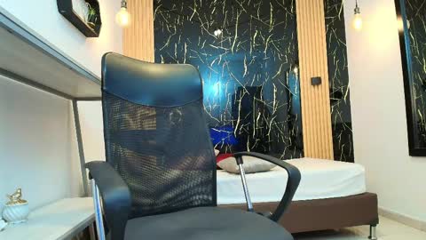 VALERIO  online show from April 9, 2026, 2:55 am