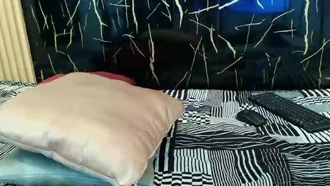 Snapshot of valerihot_1 chatting on May 15, 2026, 10:50 pm VALERIO online show from May 15, 2026, 10:50 pm