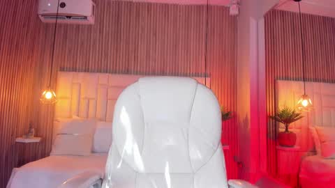 Valeri online show from September 27, 2025, 5:40 pm