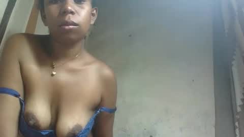 Snapshot of valerinezah chatting on February 20, 2026, 7:21 am valerinezah online show from February 20, 2026, 7:21 am