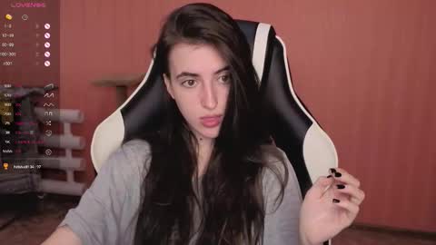 valeritiio online show from October 3, 2025, 3:36 am