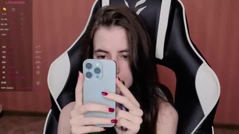 valeritiio online show from April 19, 2026, 3:17 am