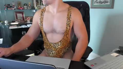 athletic ass muscles underwear smooth cock online show from November 3, 2025, 4:41 pm