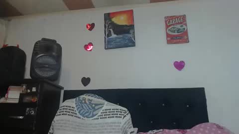 valerivegas online show from November 30, 2025, 11:47 am