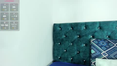 valery_adams13 online show from September 18, 2025, 12:07 pm