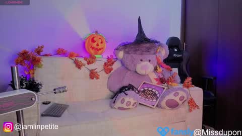  Valery Lin Dupont online show from October 30, 2025, 3:41 am