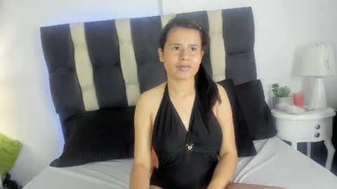 Snapshot of valery_hot692 chatting on June 10, 2026, 3:33 pm valery_hot692 online show from June 10, 2026, 3:33 pm