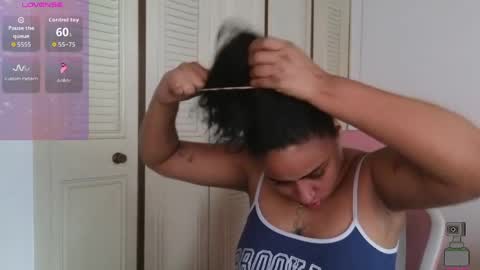 valery_lovex_ online show from April 3, 2026, 11:30 am