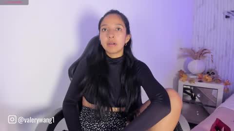 Val online show from October 15, 2025, 11:32 am