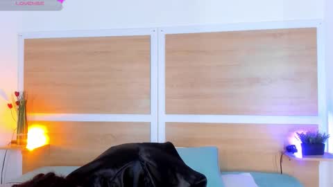 Snapshot of valerycortezm chatting on October 24, 2025, 12:12 pm Valery online show from October 24, 2025, 12:12 pm