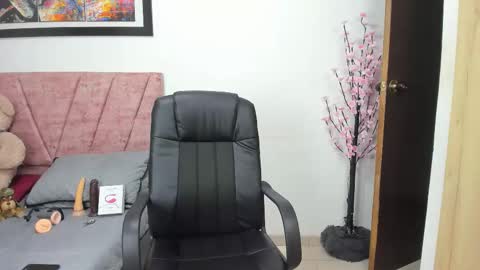 Valery online show from November 3, 2025, 4:41 pm