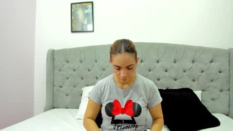 Valesskahall online show from February 4, 2025, 12:00 pm