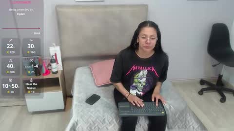 Snapshot of valevicious chatting on November 29, 2025, 1:25 pm valevicious online show from November 29, 2025, 1:25 pm