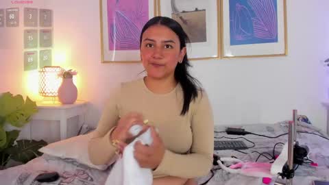 Snapshot of valka_collins chatting on May 27, 2026, 7:33 pm Valka online show from May 27, 2026, 7:33 pm