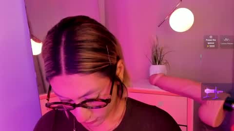 Snapshot of valka_doll chatting on June 21, 2026, 1:24 pm valka_doll online show from June 21, 2026, 1:24 pm
