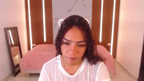 Snapshot of valki_ chatting on February 22, 2026, 11:42 am Victoria online show from February 22, 2026, 11:42 am