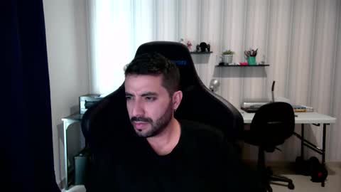 Roberto Carlos online show from October 20, 2025, 9:04 pm