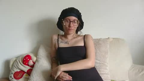 Snapshot of valleriestarr chatting on July 6, 2026, 3:14 pm Vallerie Starr online show from July 6, 2026, 3:14 pm