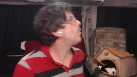 Snapshot of valleycamboy chatting on November 2, 2025, 4:59 am ValleyCamBoy and Friends online show from November 2, 2025, 4:59 am