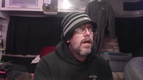 Snapshot of valleycamboy chatting on November 30, 2025, 11:20 pm ValleyCamBoy and Friends online show from November 30, 2025, 11:20 pm