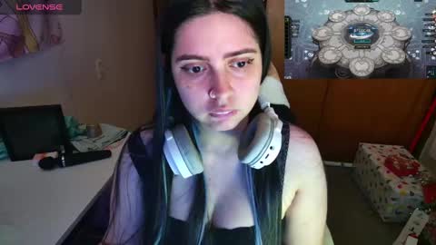 Im Violet online show from December 20, 2024, 3:14 am