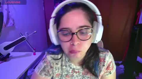 Im Violet online show from February 24, 2025, 3:33 am