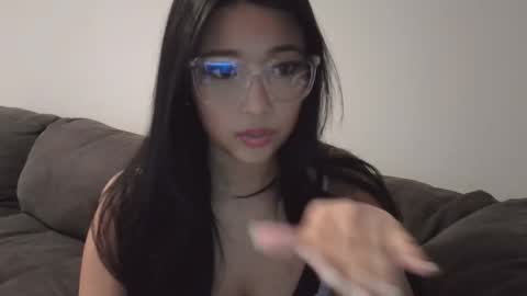 Snapshot of valltorres chatting on October 28, 2025, 12:36 am Val Torres online show from October 28, 2025, 12:36 am
