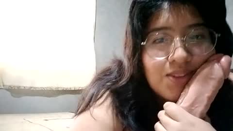 valm_vamps online show from July 10, 2026, 10:12 pm