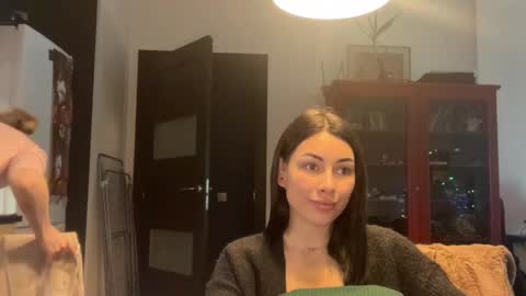 Little Devil online show from March 4, 2025, 5:03 pm