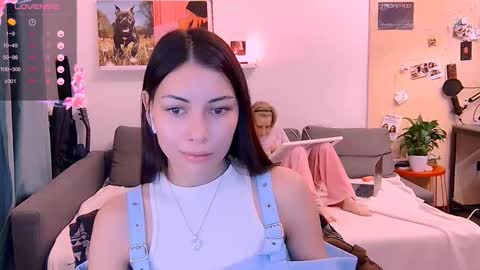 Little Devil online show from November 8, 2025, 3:34 pm