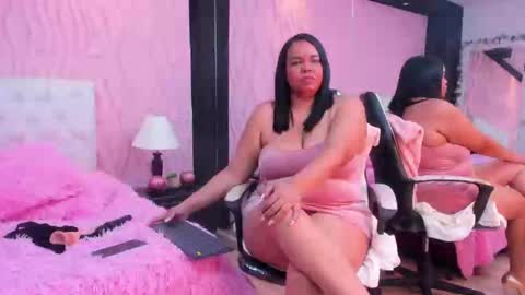 Snapshot of valrery_roussex chatting on March 5, 2025, 10:10 pm Valery online show from March 5, 2025, 10:10 pm