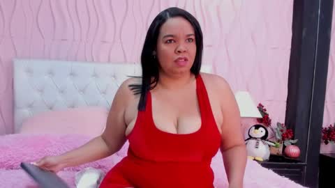 Snapshot of valrery_roussex chatting on March 8, 2025, 12:41 pm Valery online show from March 8, 2025, 12:41 pm