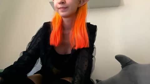 Emily online show from February 11, 2026, 7:13 am